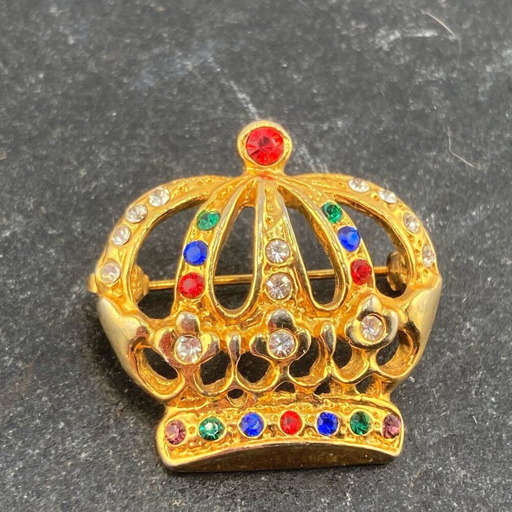 VINTAGE Gold tone metal and multi-colour rhinestone crown brooch jewelry pin - Picture 7 of 9